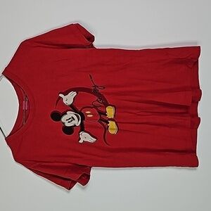 DISNEY vintage small red Mickey Mouse short sleeve shirt